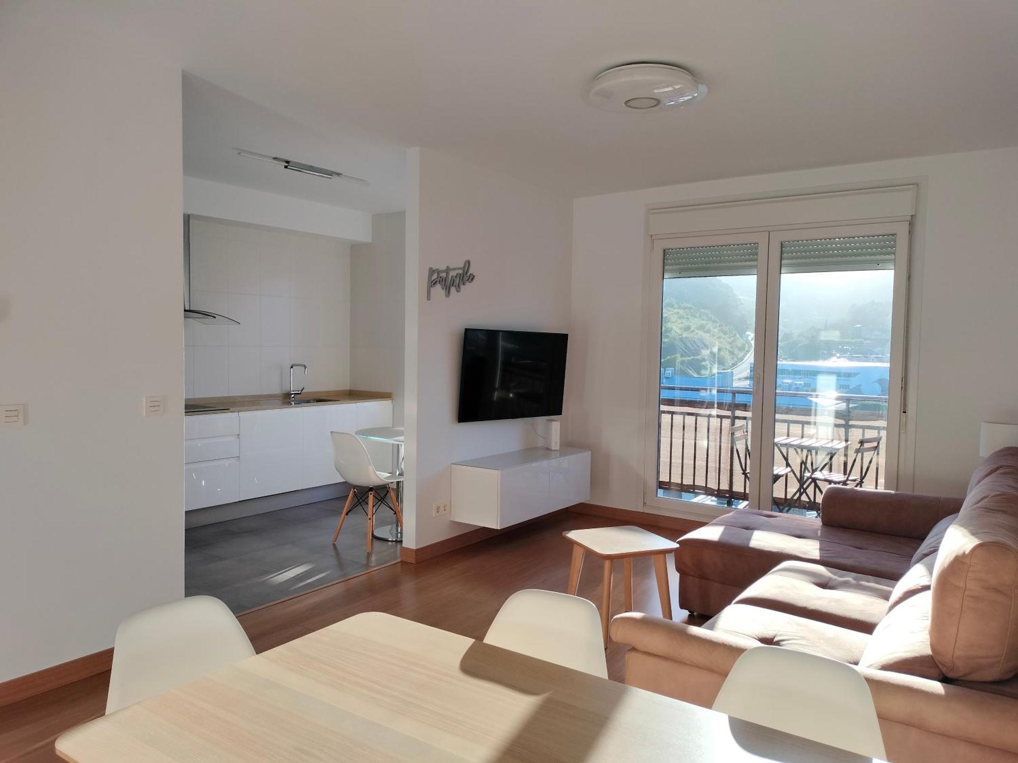 Apartamento PATXIKE con PARKING en el mismo edificio Bermeo Habitación foto