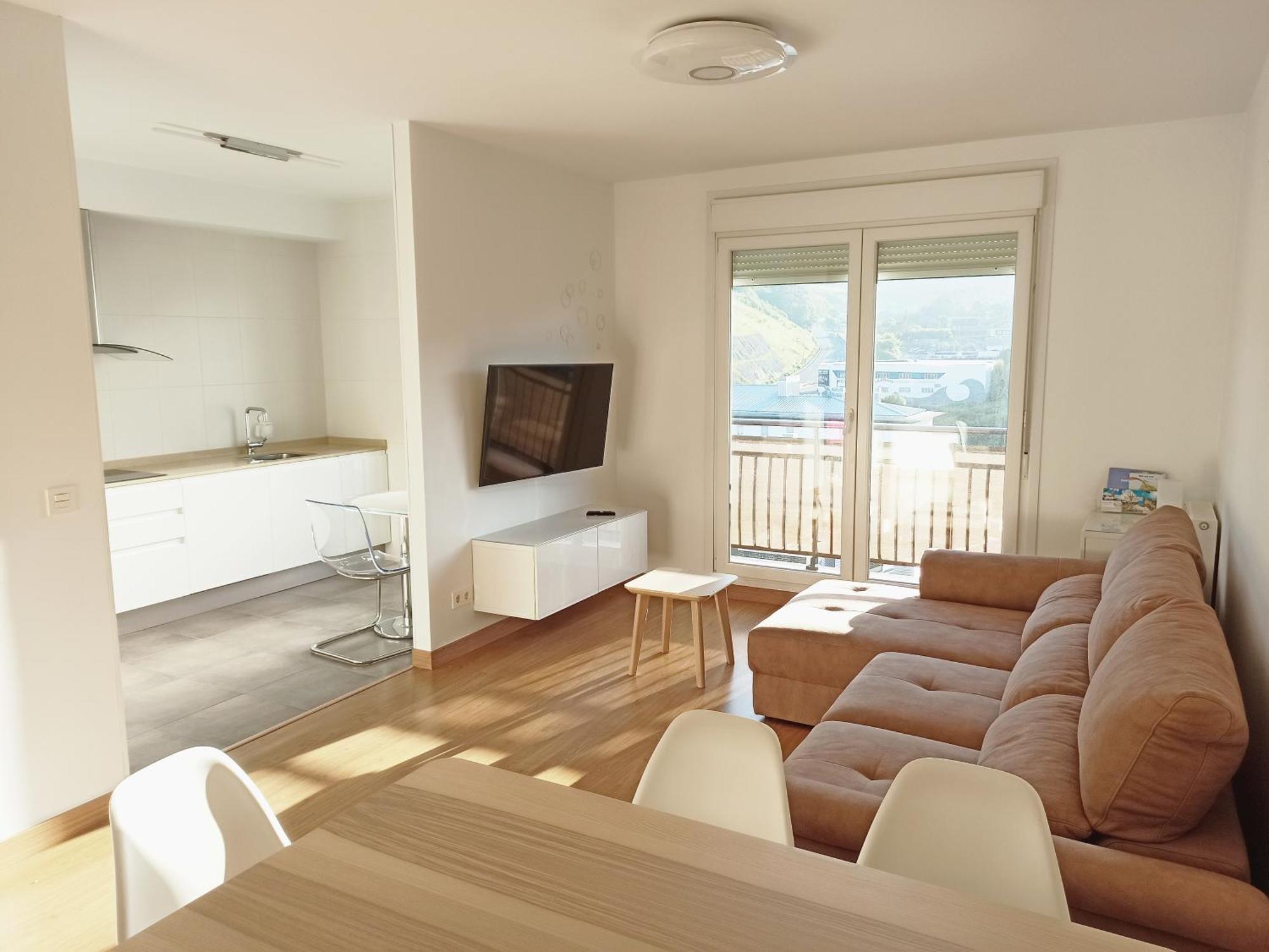 Apartamento PATXIKE con PARKING en el mismo edificio Bermeo Habitación foto